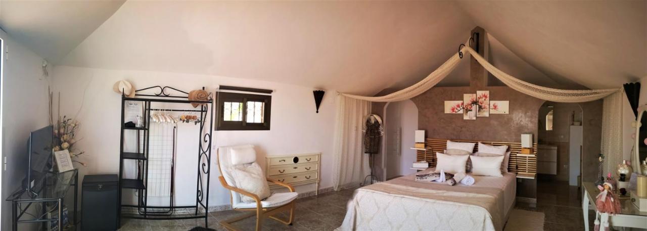 Montroy Casa Martinez Studios & Chambre D'Hotes A 3 Kms De Montserrat Valencia المظهر الخارجي الصورة